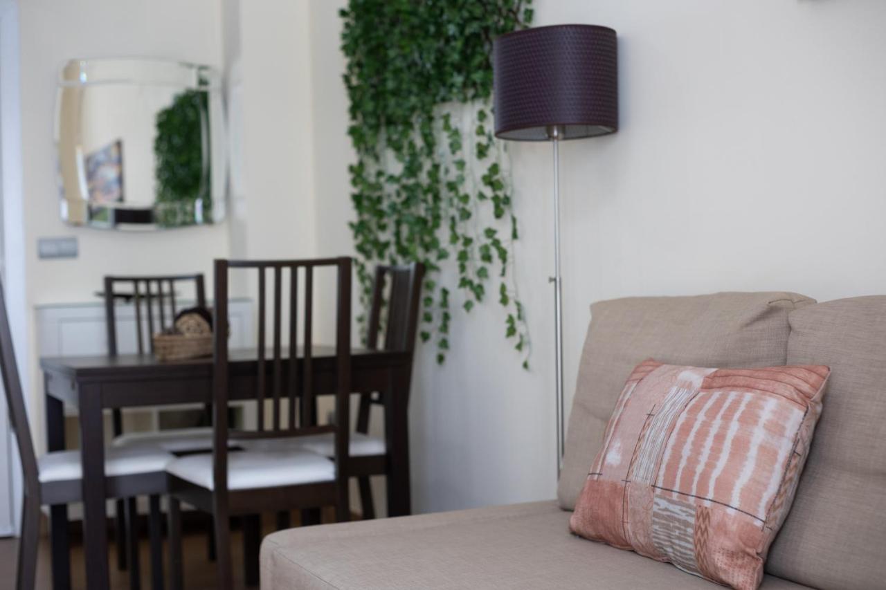 Sol Sevilla Urban Apartment Exterior photo